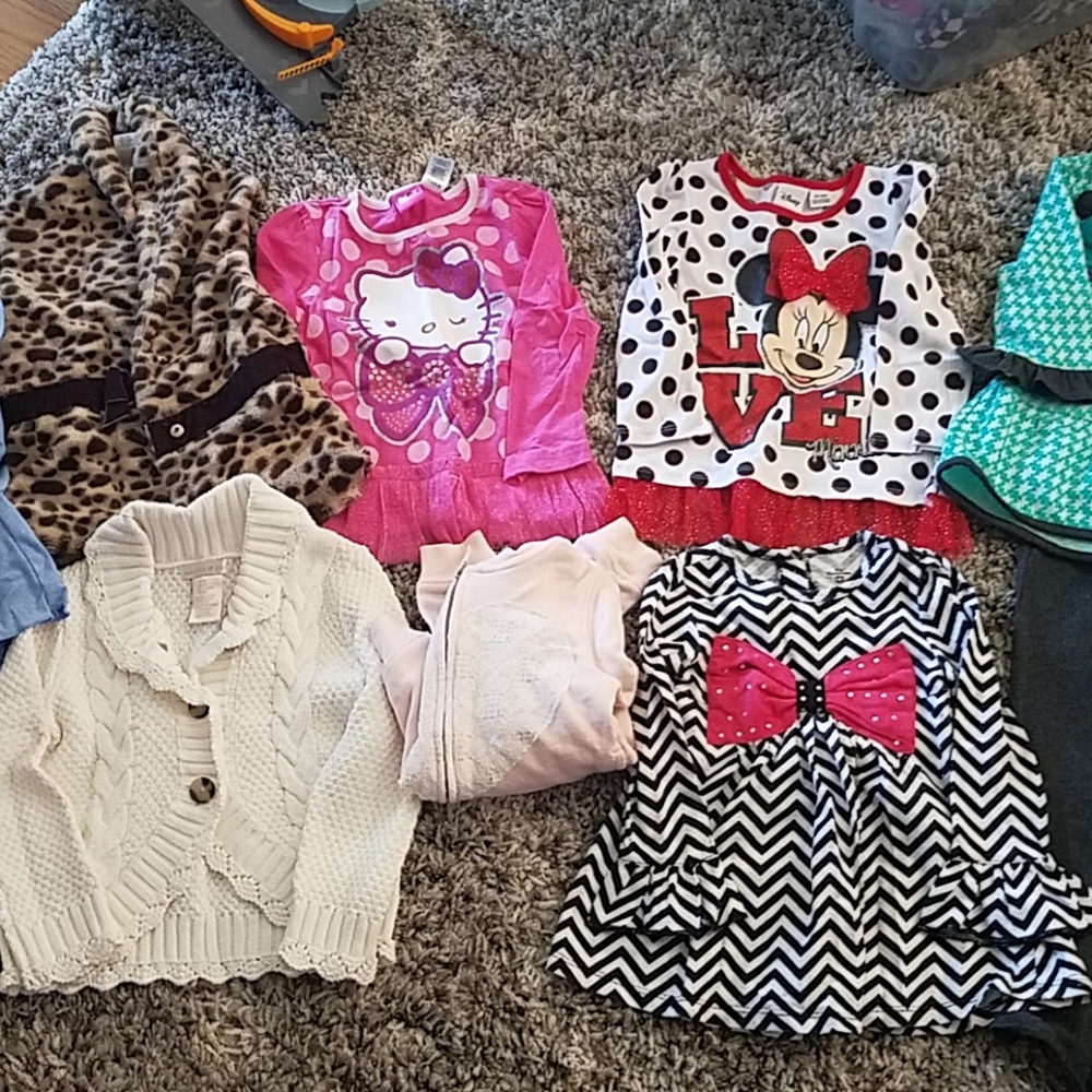 SOLD 3T girls clothing lot